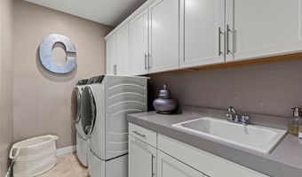 2 Olympia Outlook Dr, Las Vegas, NV 89141