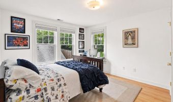 5213 CATHEDRAL Ave NW, Washington, DC 20016