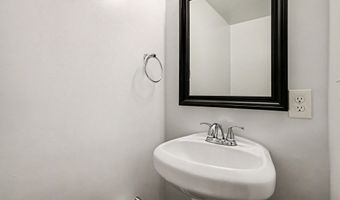 1719 FRANKFORD St SE, Washington, DC 20020