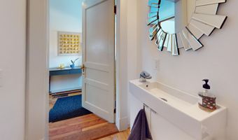 26 Old Searsport Ave, Belfast, ME 04915