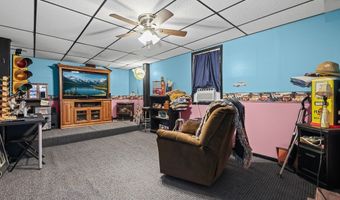 5869 Beechwood Ave, Alliance, OH 44601