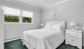 147 Clairmont Ave, Belford, NJ 07718