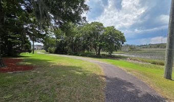 6 White Pond Blvd, Beaufort, SC 29902