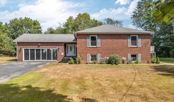 1391 Turner St, Auburn, ME 04210