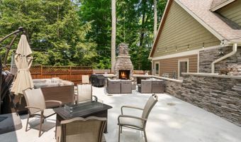 7105 SE Torch Lake Dr, Alden, MI 49612