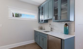 222 WILLOW Ave, Anna Maria, FL 34216
