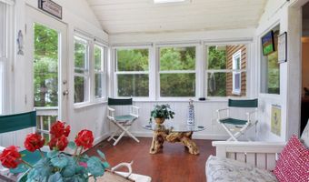 26 Tabert Ln, Belgrade, ME 04917