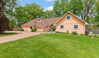 25 S Shore Dr, Addison, MI 49220
