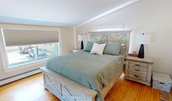 295 French St, Bangor, ME 04401