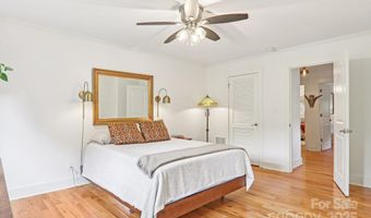 445 Chunns Cove Rd A, Asheville, NC 28805