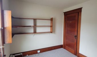 951 Gage St, Bennington, VT 05201