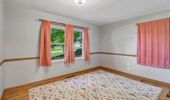 603 1st St E, Altoona, IA 50009