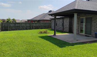 1911 Cypress St, Bentonville, AR 72713