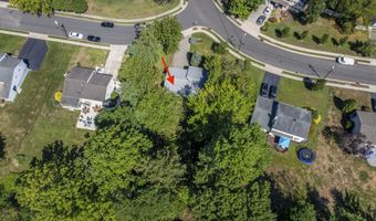 26 Warren Dr, Aberdeen, NJ 07747