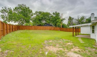 220 Rolling Hills Dr, Aledo, TX 76008