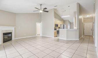 6511 CRIMSON LEAF Ln, Jacksonville, FL 32244