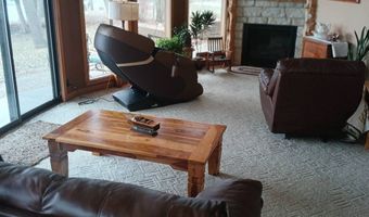 76 Lakeview Cir, Alma, KS 66401