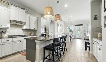 212 Missler Dr, Aledo, TX 76008