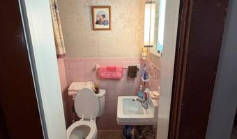 276 Blue Jay Dr, Beaver, WV 25813