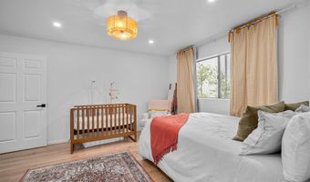 5465 Newcastle Ave 6, Encino, CA 91316