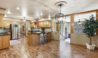 1426 E State Line Rd, Baxter Springs, KS 66713