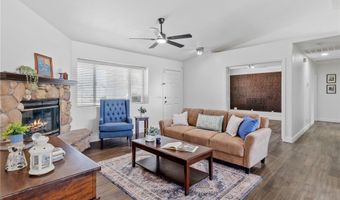 22163 Broken Lance Rd, Apple Valley, CA 92307