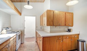 1616 SIGMA CHI Rd NE, Albuquerque, NM 87106
