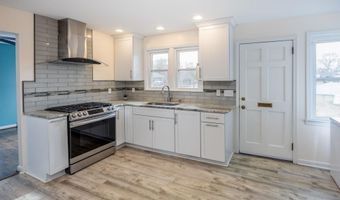 560 Edisto Dr, Batesburg, SC 29006