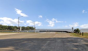 108 Mourning Dove Dr, Bonneau, SC 29431