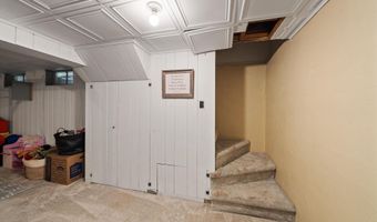 851 Mt Pleasant Ave, Ann Arbor, MI 48103