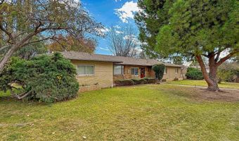 1510 S Country Club Cir, Carlsbad, NM 88220