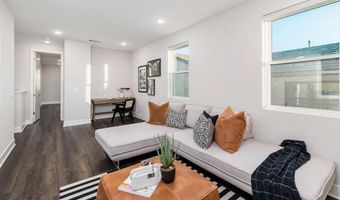 13722 Canyon Loop Trl, San Diego, CA 92130