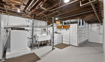 9 LINCOLN Pkwy, Bayonne, NJ 07002