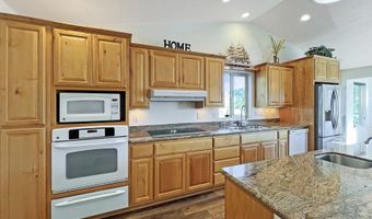 318 DEL NORTE Ln, Brookings, OR 97415