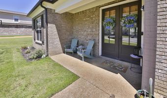 402 S CHINKAPIN Dr, Atoka, TN 38004