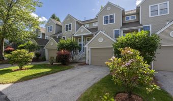 16 Edward Cir, Bedford, NH 03110