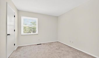 291 Oak Path Ct, Ballwin, MO 63011