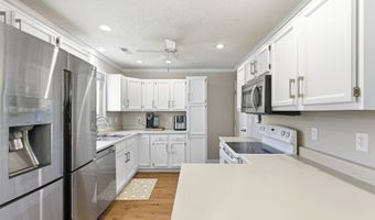 7255 Woodmill Ct, Avon, IN 46123