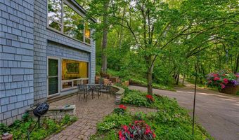 15511 Afton Hills Dr S, Afton, MN 55001