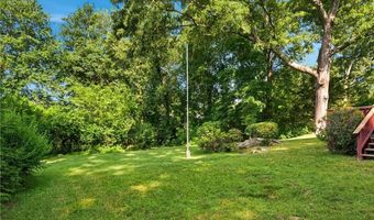 380 Angell Rd, North Providence, RI 02904