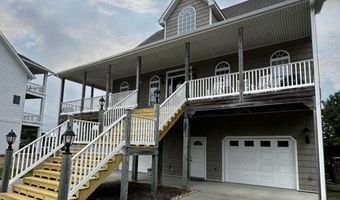 108 Kiawa Way, Atlantic Beach, NC 28512