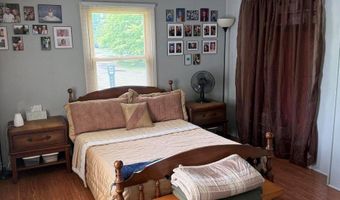 6 G St, Bangor, ME 04401