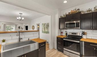 526 L St, Idaho Falls, ID 83402