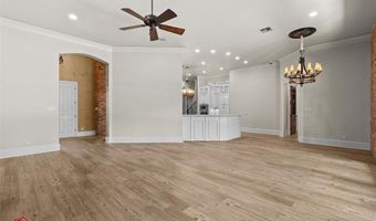 105 Calais Ct, Bossier City, LA 71111