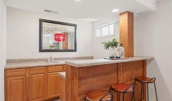 614 Whispering Willows Ct, Ballwin, MO 63021