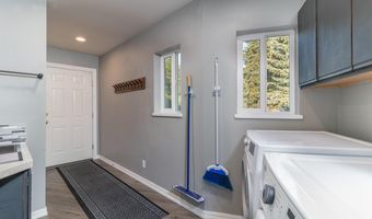 7077 Funkhouser St, Bonners Ferry, ID 83805