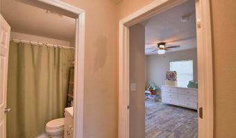208 FLORIDA Dr, Auburndale, FL 33823