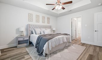 6268 Emerald Lk Dr, Biloxi, MS 39532