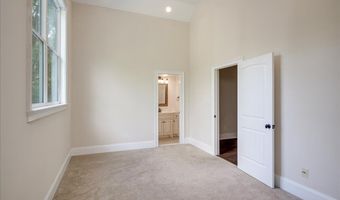 1034 N Pointe Dr, Lincolnton, GA 30817