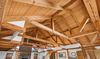 817 Gulf Rd, Barnard, VT 05031
